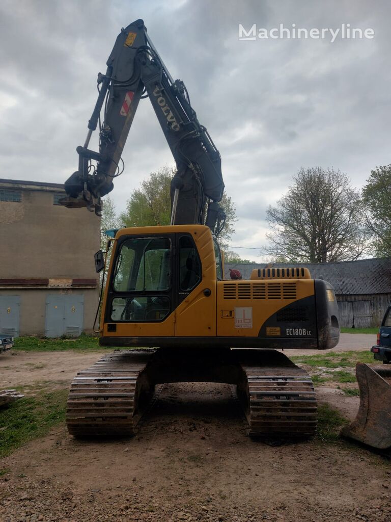 гусеничный экскаватор Volvo EC 180 B LC